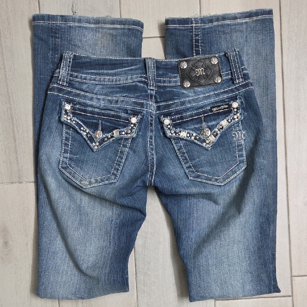 MISS ME Boot Jeans